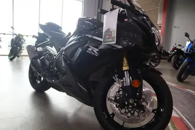 2025 Suzuki GSX-R750 OWN THE RACETRACK It wasn’t by accident that the original GSX-R750 redefined th...