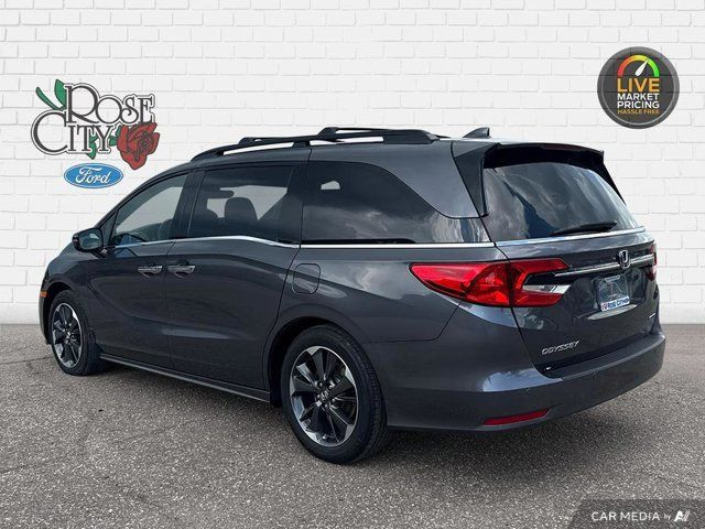 2023 Honda Odyssey Touring | Heated Seats | Sunroof | in Cars & Trucks in Windsor Region - Image 4