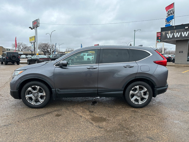 2017 Honda CR-V EX-L - Sunroof - Leather Seats in Cars & Trucks in Saskatoon - Image 2