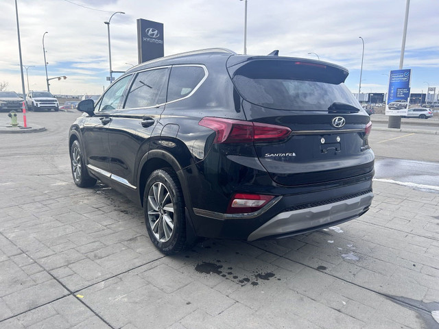2019 Hyundai Santa Fe in Cars & Trucks in Calgary - Image 2