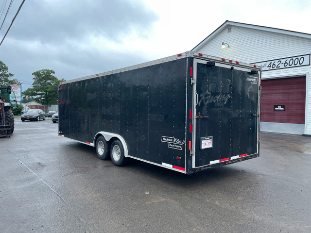 2002 Hallmark 8.5X24 Car Hauler in Cargo & Utility Trailers in Fredericton - Image 3