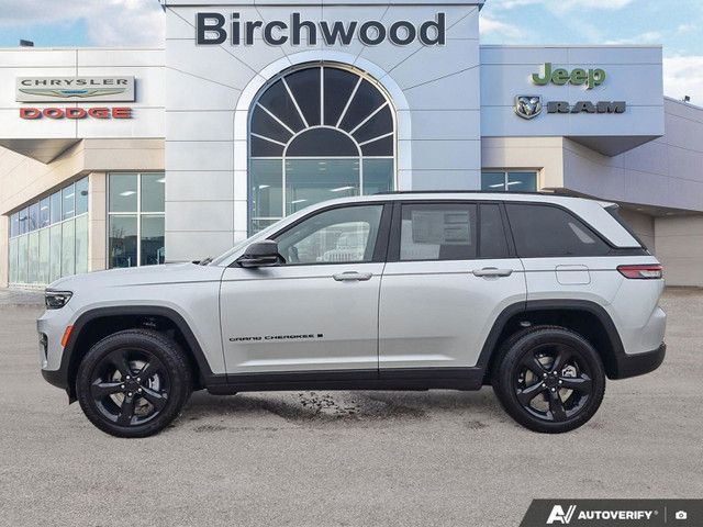 2025 Jeep Grand Cherokee LAREDO ALTITUDE in Cars & Trucks in Winnipeg - Image 3