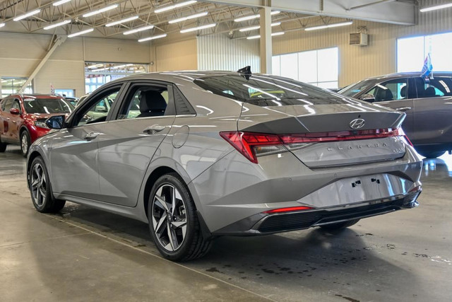 2023 Hyundai Elantra hybrid Limited, navi, cuir, toit, caméra, s in Cars & Trucks in Sherbrooke - Image 4