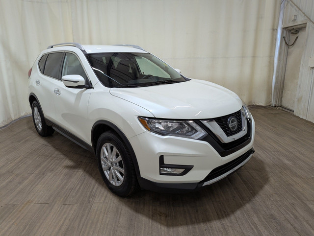 2019 Nissan Rogue SV No Accidents | Bluetooth | Heated Seats... in Cars & Trucks in Calgary
