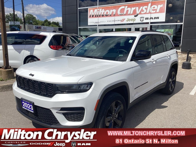 2023 Jeep Grand Cherokee Altitude in Cars & Trucks in Oakville / Halton Region