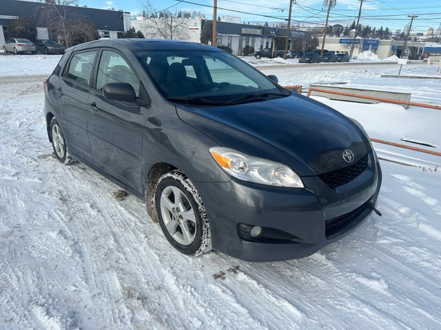 2012 Toyota Matrix 4dr HB Auto FWD / Clean History in Cars & Trucks in Calgary - Image 2