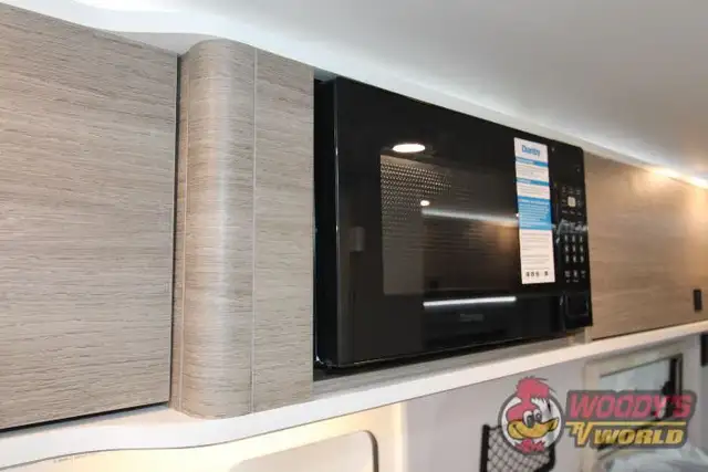 2025 WESTFALIA WAVE SKYLIGHT in RVs & Motorhomes in Abbotsford - Image 14