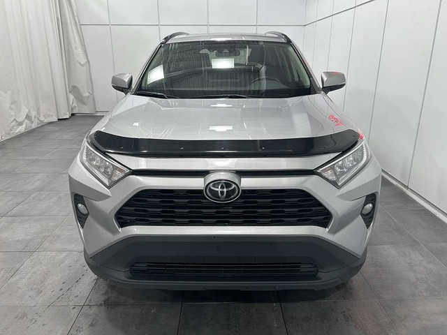 2021 Toyota RAV4 XLE PREMIUM AWD - TOIT OUVRANT - INT. CUIR in Cars & Trucks in Québec City - Image 2