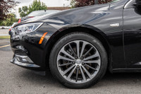 2018 Buick Regal Sport Back Equipment complet Noir Sur Noir . Construite en Allemagne rare voiture 1... (image 6)