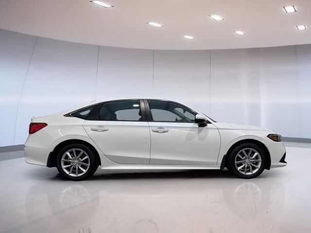 2022 Honda Civic Sedan EX CVT Sedan for sale in Cars & Trucks in Moose Jaw - Image 4