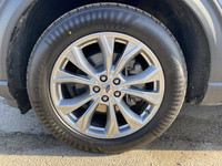 **WE WILL BEAT ANY DEALER IN THE CITY** Infinite Blue Metallic Tinted Clearcoat 2021 Ford Explorer L... (image 3)