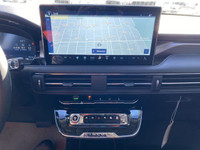 This Executive Driven Lincoln has been carefully driven by one of our employees or as a courtesy ser... (image 8)