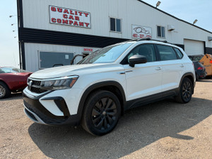 2022 Volkswagen Taos Trendline - Low km!! - 7.0 liter/100 km - AWD -