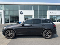 Premium Package, Heated Steering Wheel! Power and capability is refined by a remarkably luxurious in... (image 8)