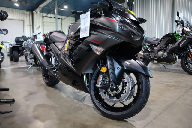 2023 Kawasaki Ninja ZX14R Black in Sport Bikes in Edmonton