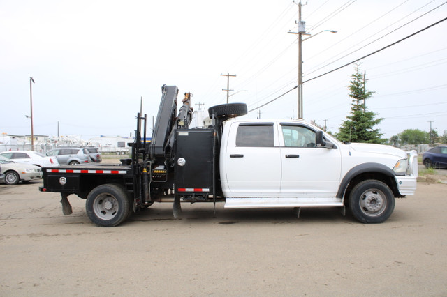 2014 Dodge RAM 5500 SLT CREW CAB PICKER TRUCK WITH HIAB 077 BOOM in Cars & Trucks in Edmonton - Image 4