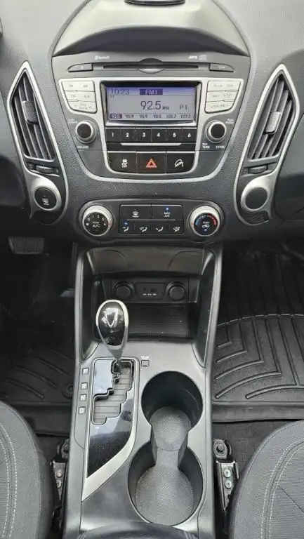 2010 Hyundai Tucson TEL QUEL in Cars & Trucks in Longueuil / South Shore - Image 12