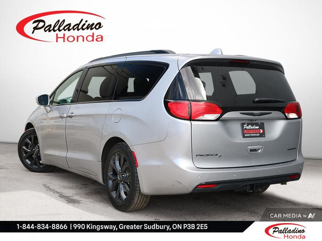 2019 Chrysler Pacifica Limited in Cars & Trucks in Sudbury - Image 4