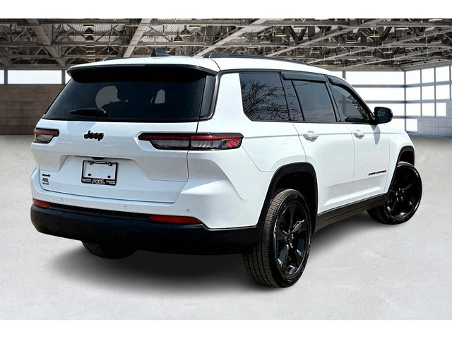 2024 Jeep Grand Cherokee L L Altitude | 6 Seats | Sunroof | Safe in Cars & Trucks in Mississauga / Peel Region - Image 2