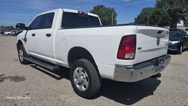 2017 RAM 3500 SLT in Cars & Trucks in London - Image 3