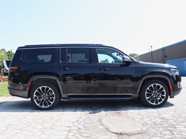 2022 Jeep WAGONEER Series II 4WD | Black Leather | Loaded with N in Cars & Trucks in Oakville / Halton Region - Image 3