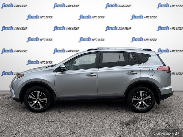 2018 Toyota RAV4 LE LOW MILEAGE | FRONT WHEEL DRIVE | ALLOY W... in Cars & Trucks in London - Image 4