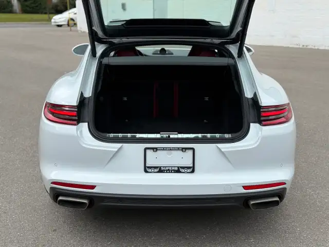 2020 Porsche Panamera 10 YEAR EDITION | NO ACCIDENT | SOFT CLOSE in Cars & Trucks in City of Toronto - Image 15