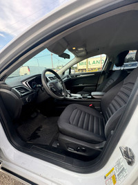 2013 FORD FUSION HYBRID SE with 4 Cylinder Engine 2.0L, auto ac, bluetooth, power window, power lock... (image 6)