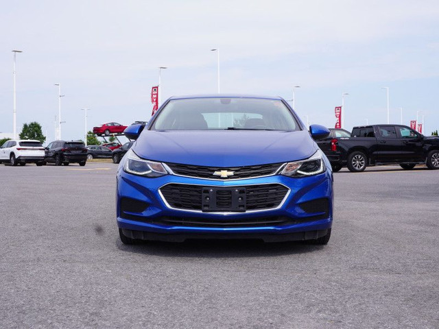 2018 Chevrolet Cruze LT - Heated Seats - LED Lights in Cars & Trucks in Ottawa - Image 4