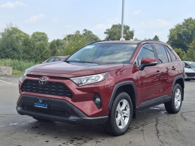 2019 Toyota RAV4 XLE AWD | Sunroof | Adaptive Cruise in Cars & Trucks in Guelph