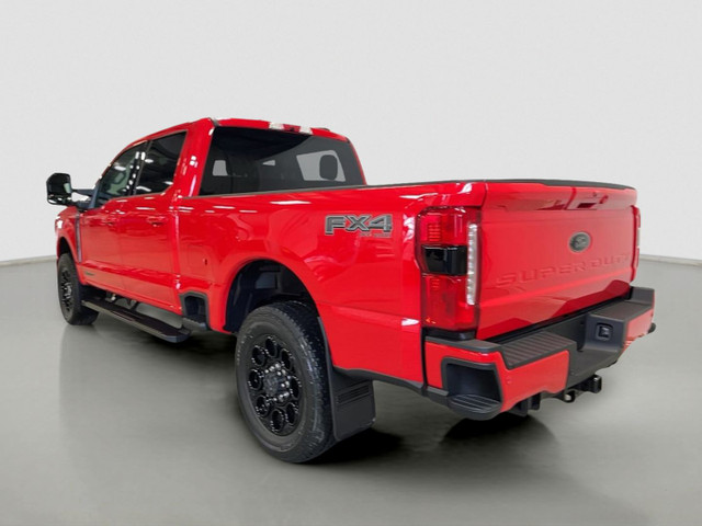 2025 Ford Super Duty F-350 SRW LARIAT 4WD Crew Cab 6.75' Box in Cars & Trucks in Moose Jaw - Image 4