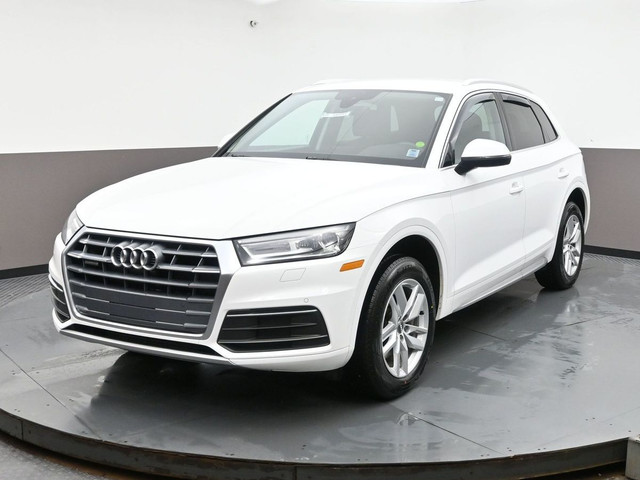 2020 Audi Q5 45 Komfort Heated Steering Wheel | Blind Spot Monit in Cars & Trucks in City of Halifax - Image 3
