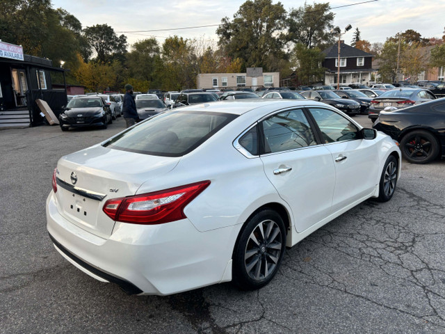 2016 Nissan Altima 4dr Sdn I4 CVT 2.5 S in Cars & Trucks in City of Toronto - Image 4