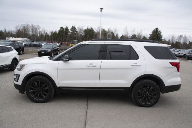 2017 FORD EXPLORER XLT in Cars & Trucks in Oshawa / Durham Region - Image 2