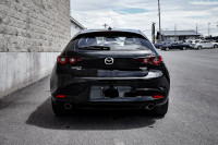 Heads Up Display, Sunroof, Navigation, Leather Seats, Premium Audio! 6 LOCATIONS KINGSTON - (613) 38... (image 4)