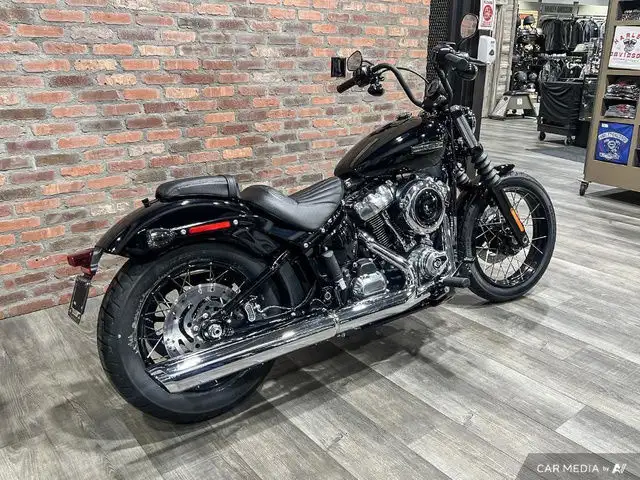 2025 Harley-Davidson FXBB - Street Bob FXBB STREET BOB in Street, Cruisers & Choppers in Calgary - Image 25