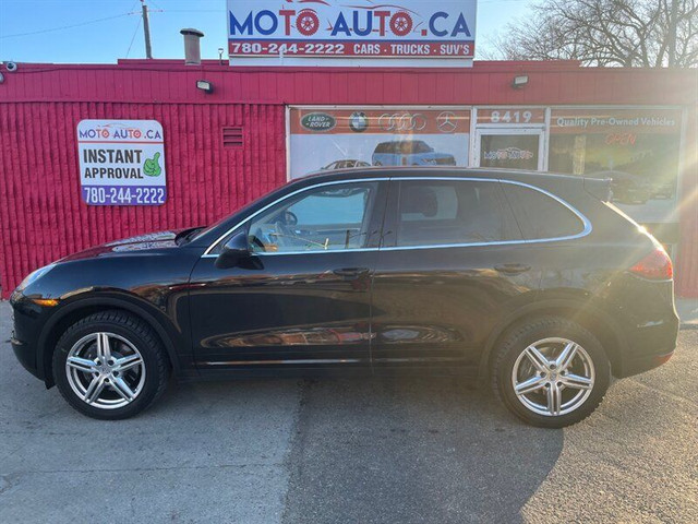 2013 Porsche Cayenne Base in Cars & Trucks in Edmonton - Image 2