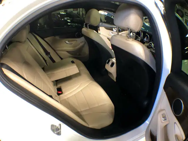 2018 Mercedes-Benz C-Class C 300 AMG 4MATIC LEATHER PAN/ROOF NAV in Cars & Trucks in City of Toronto - Image 24
