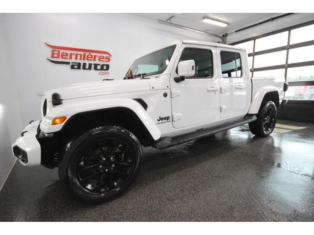 2021 Jeep Gladiator HIGH ALTITUDE / 4X4 in Cars & Trucks in Lévis - Image 4