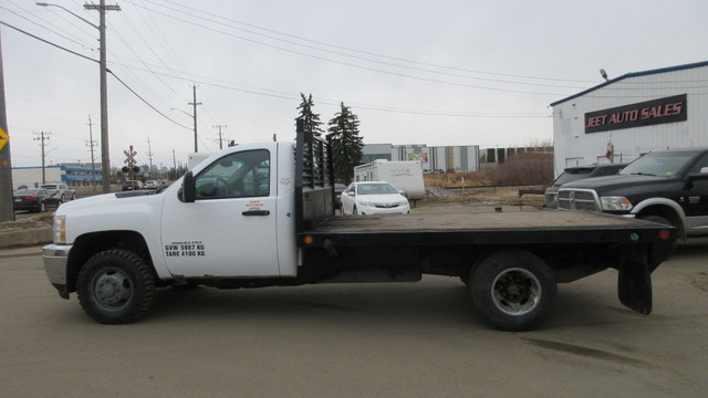 2012 CHEVY SILVERADO 3500 DUALLY REGULAR CAB FLAT DECK in Heavy Equipment in Vancouver
