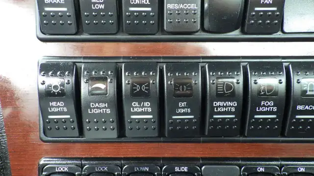 2019 Western Star 4900 SB Cummins X15 Eaton 18 Speed in Heavy Trucks in Delta/Surrey/Langley - Image 71