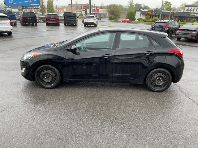 2017 Hyundai Elantra GT in Cars & Trucks in Ottawa - Image 4
