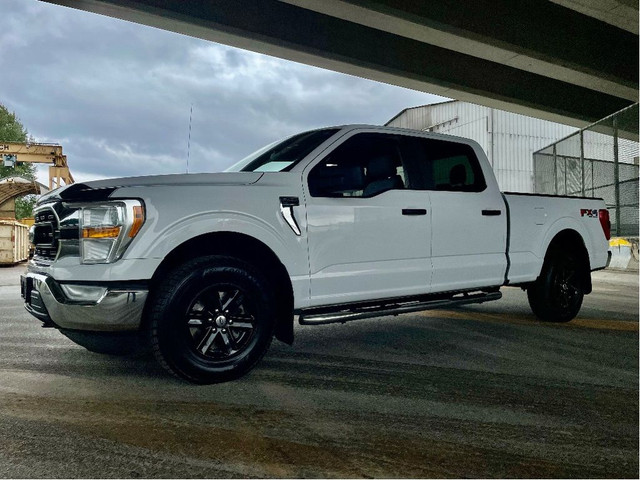 2021 Ford F-150 FX4 CREW LB 4WD 5.0L V8 TOW PKG B/U CAMERA in Cars & Trucks in Delta/Surrey/Langley - Image 3