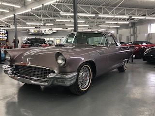 1957 FORD THUNDERBIRD in Cars & Trucks in City of Toronto - Image 4