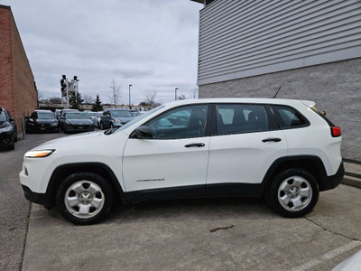 2015 Jeep Cherokee SPORT-1 OWNER-NO ACCIDENTS-SUMMER-WINTER RIMS