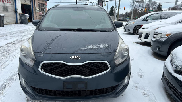2014 Kia Rondo LX in Cars & Trucks in Oakville / Halton Region - Image 2