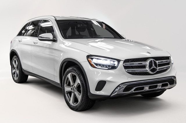 2020 Mercedes-Benz GLC300 4MATIC SUV | Caméra | Carplay | Sièges in Cars & Trucks in City of Montréal - Image 4