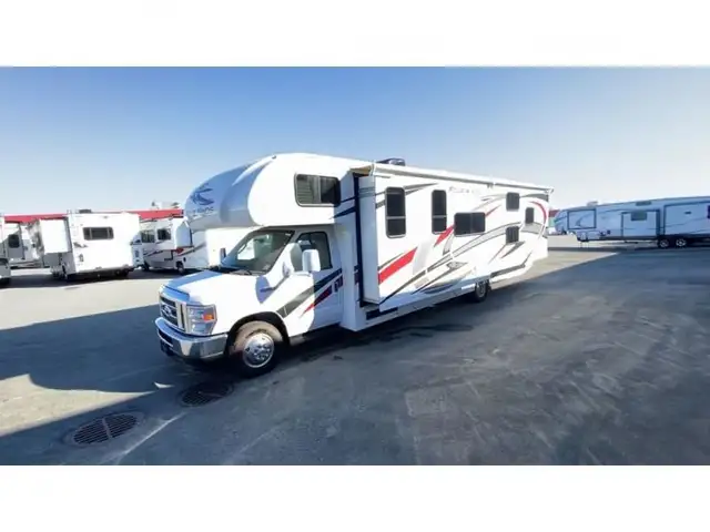 2023 Thor Motor Coach Four Winds 31EV in RVs & Motorhomes in Abbotsford - Image 6