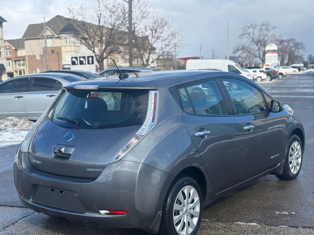 2015 Nissan LEAF S in Cars & Trucks in Hamilton - Image 4