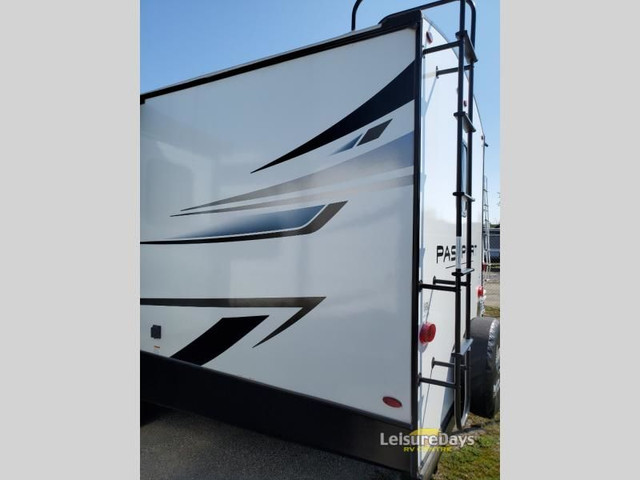 2022 Keystone RV Passport GT 2400RB in Travel Trailers & Campers in Ottawa - Image 4